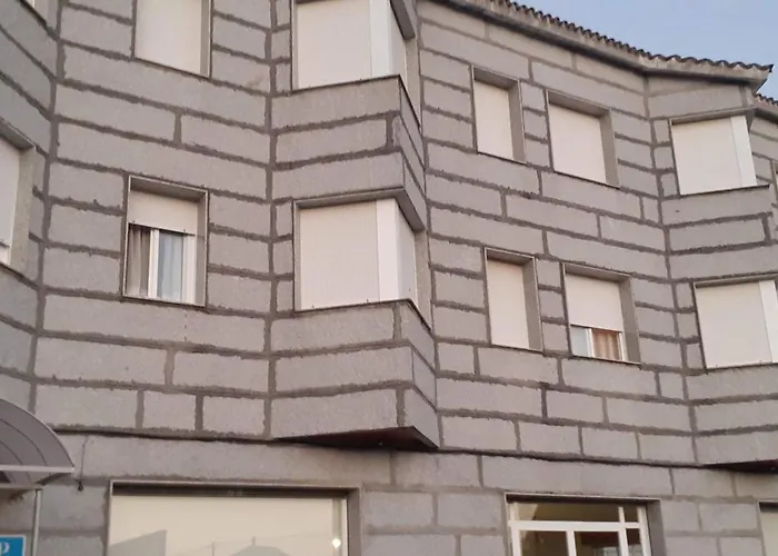 Pensionat Entrimena 2 *